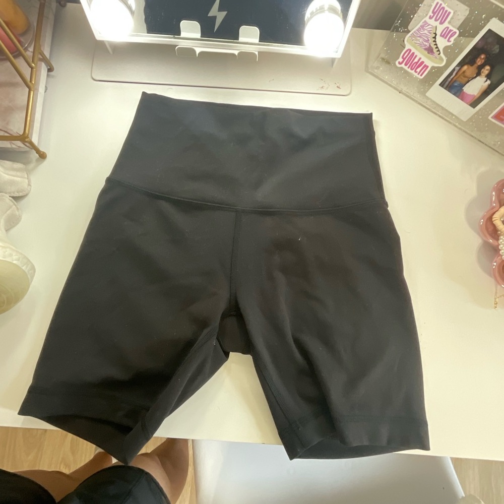 Sold on C u rtsy